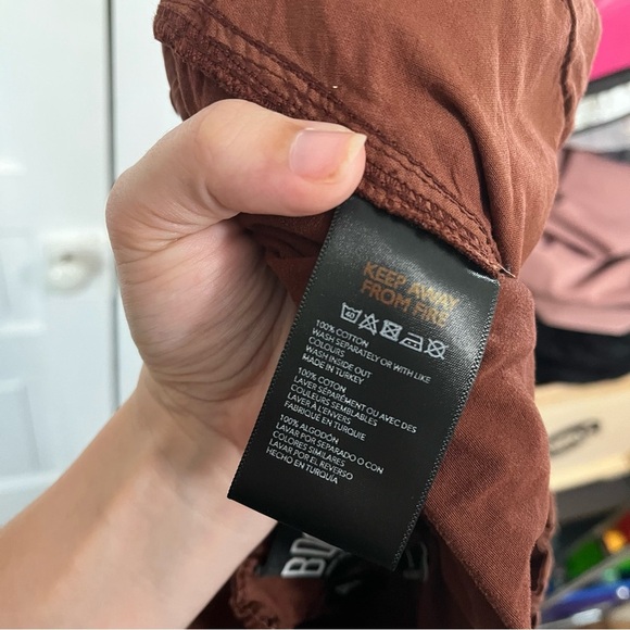 BDG Urban Outfitters Drew Pleated Poplin Trousers Rust Brown Large R2 - Picture 7 of 11